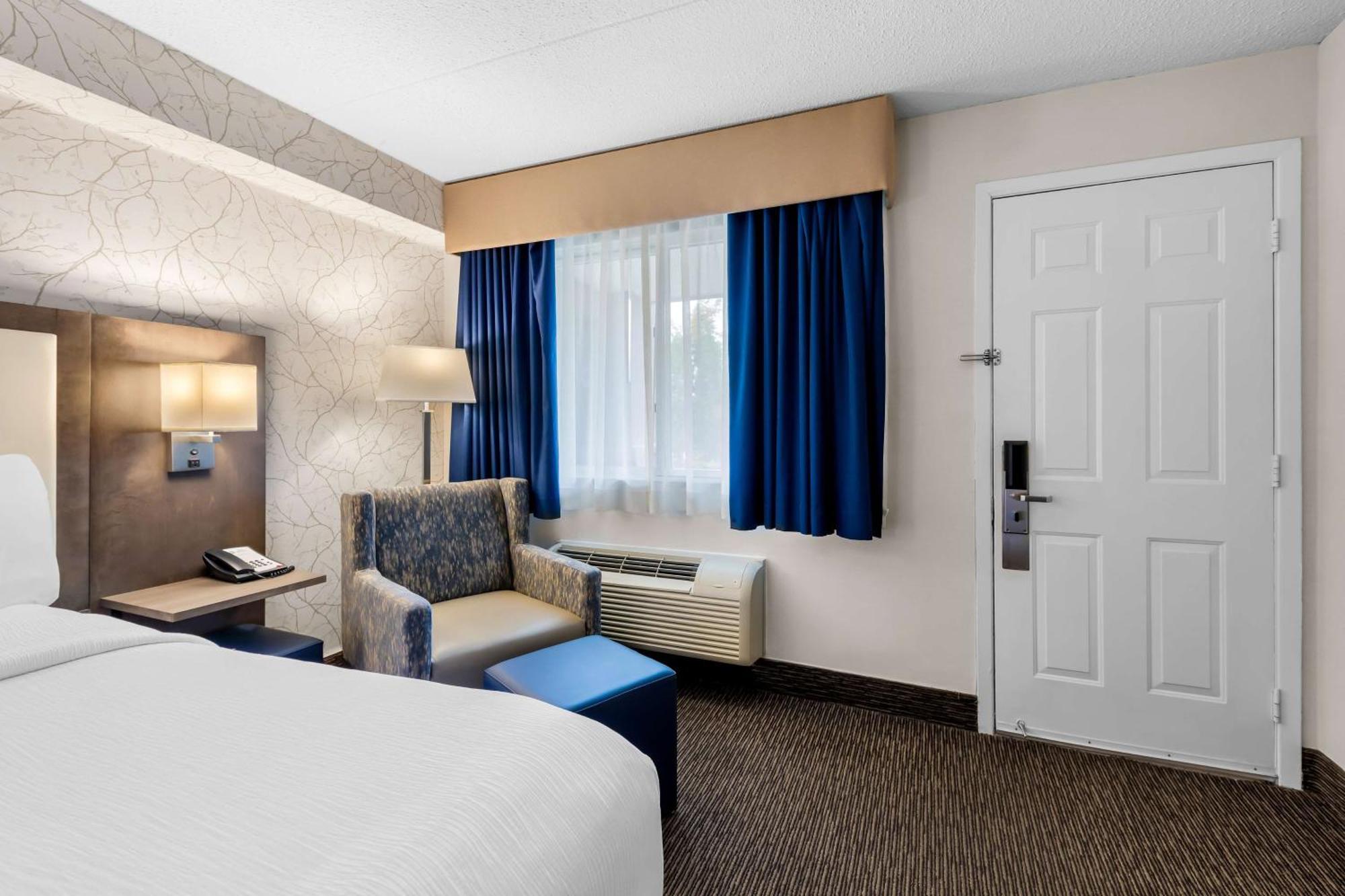 Best Western Halton Hills Джорджтаун Екстериор снимка