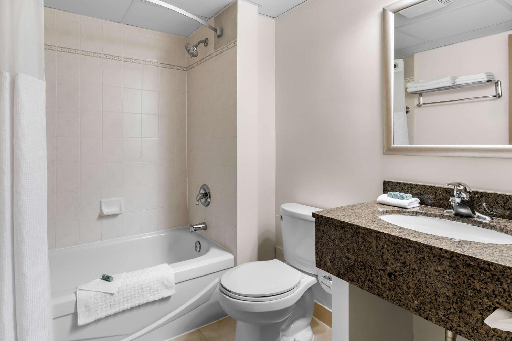 Best Western Halton Hills Джорджтаун Екстериор снимка