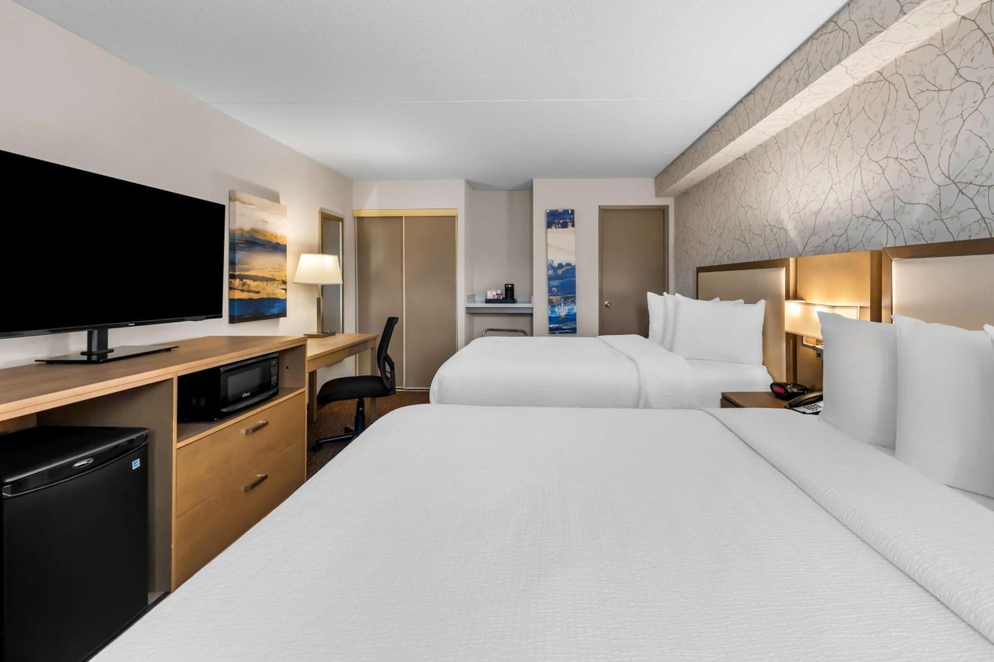 Best Western Halton Hills Джорджтаун Екстериор снимка