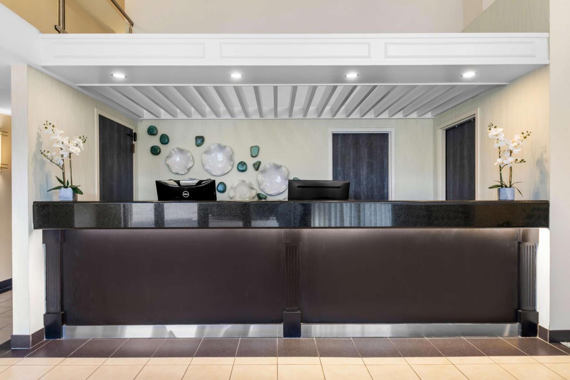 Best Western Halton Hills Джорджтаун Екстериор снимка
