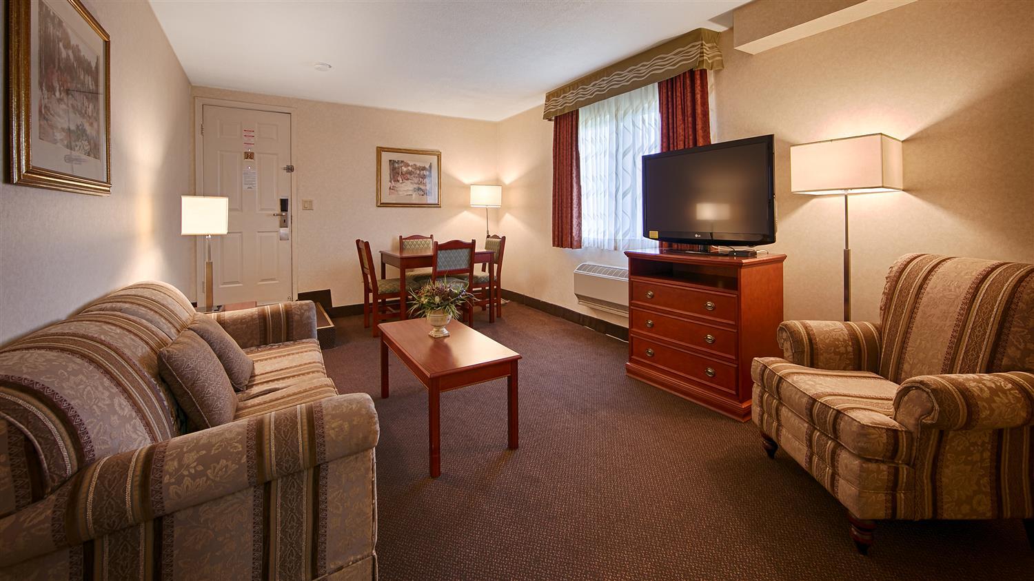 Best Western Halton Hills Джорджтаун Екстериор снимка